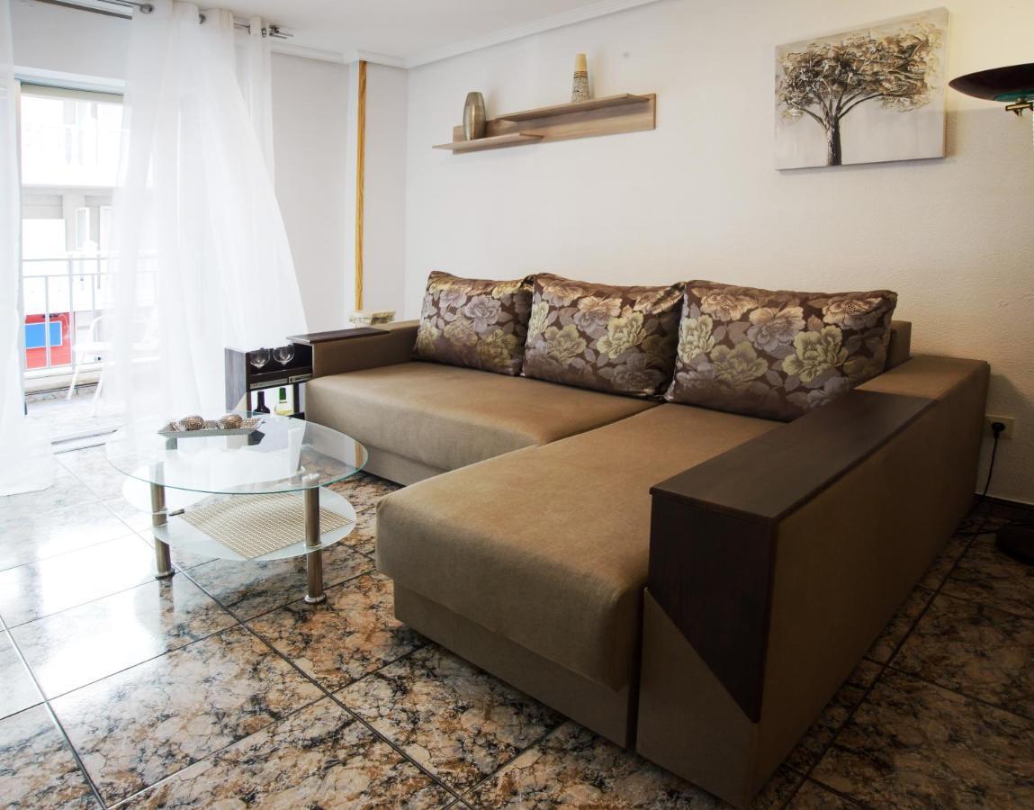 Holiday La Loma Apartment 托雷维耶哈 外观 照片